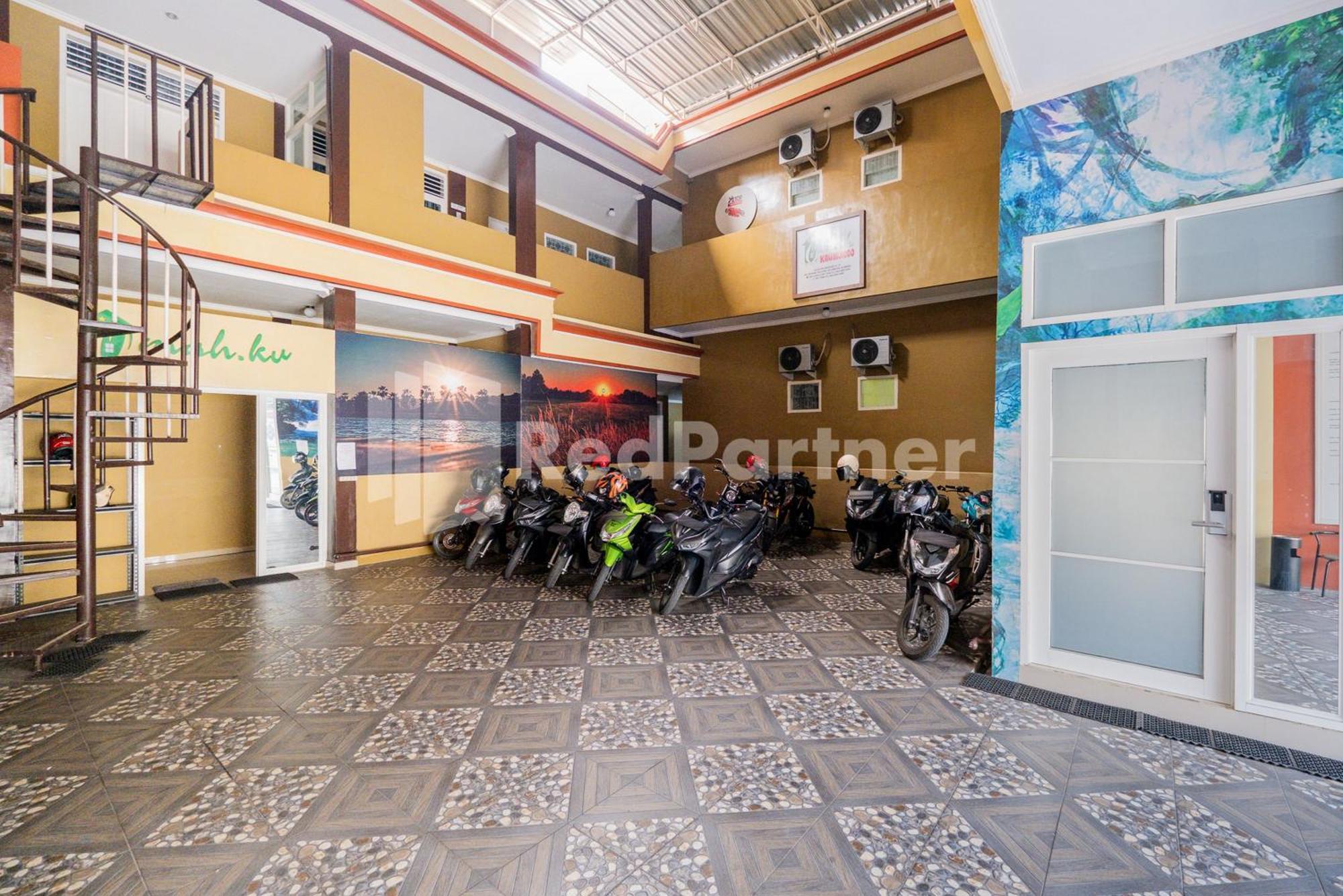 Omah Kalimosodo Hotel Malang Bagian luar foto